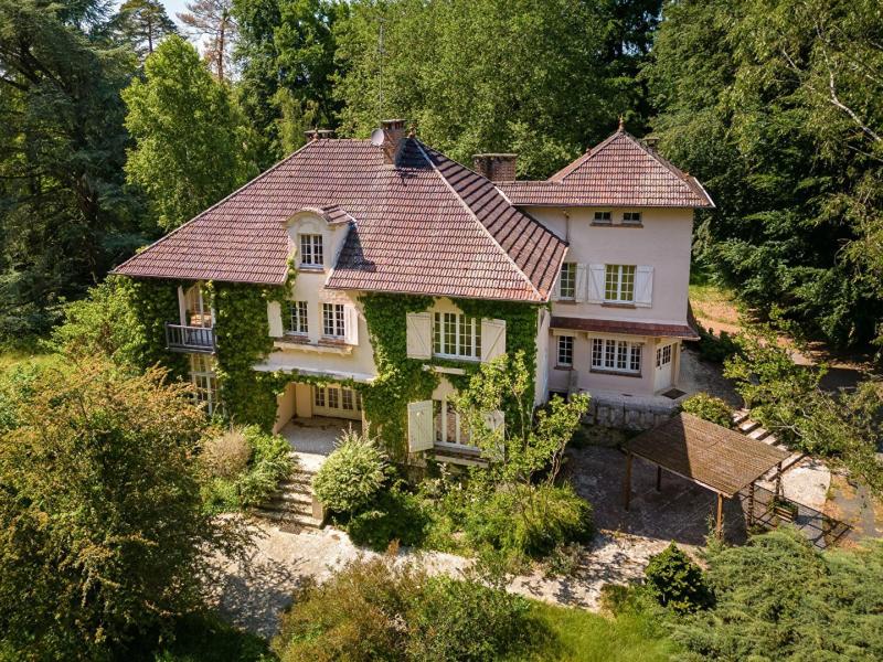 VENTE Elégante maison à Barbizon à l'orée de la forêt de Fontainebleau Barbizon - 600m²