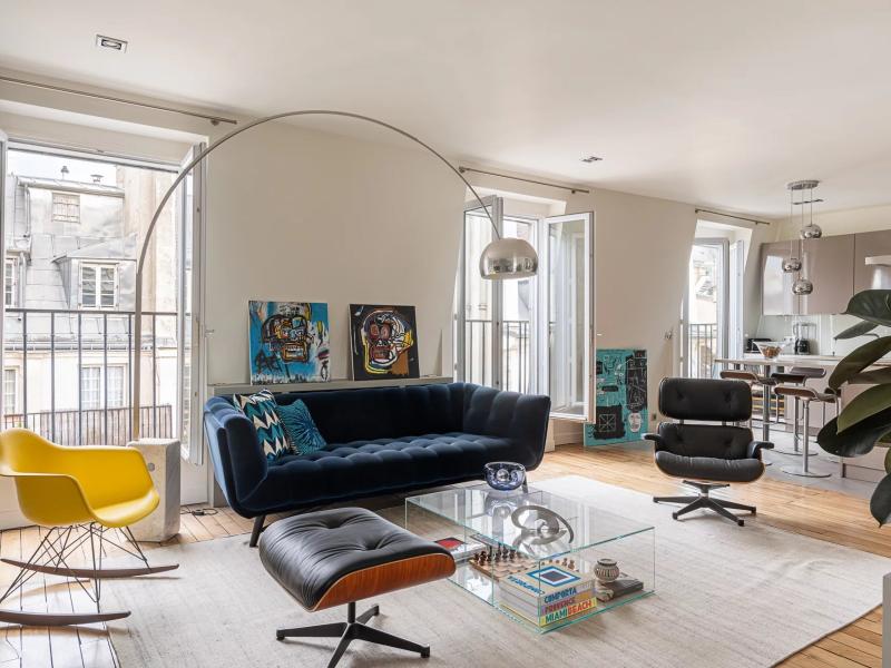 FOR SALE Top floor with a balcony and beautiful views Paris 6e - 70.73m²