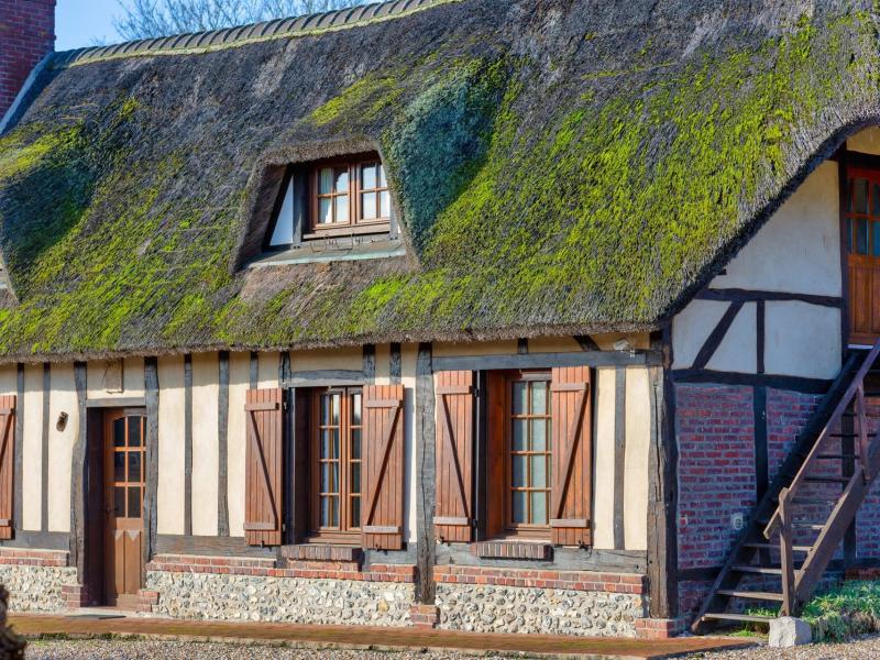 FOR SALE Charming cottages in the heart of nature Lyons-la-Forêt - 300m²